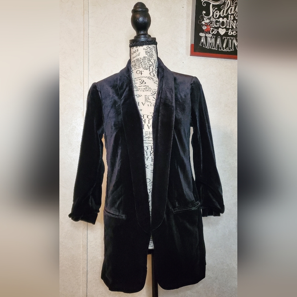 NWOT Express Velvet Longline Blazer Black Soft Velvet Open Front Jacket WomenXS